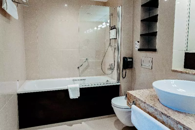 سوئیت راحتی, Crowne Plaza Bratislava By Ihg