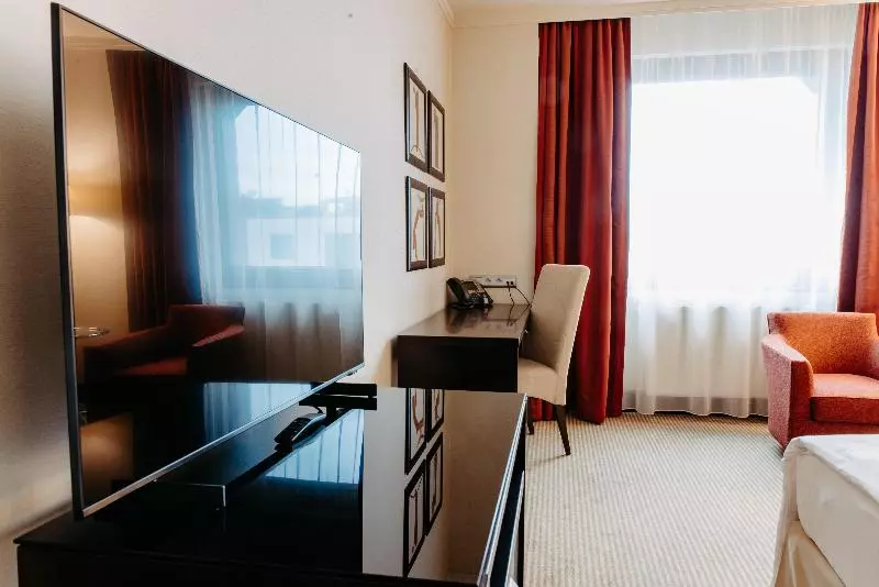 クラブルーム, Crowne Plaza Bratislava, An Ihg