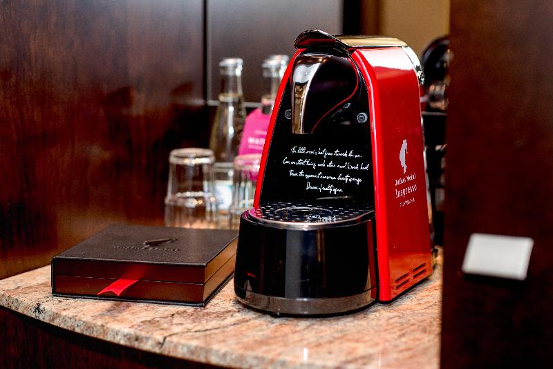 اتاق کلاب, Crowne Plaza Bratislava, An Ihg