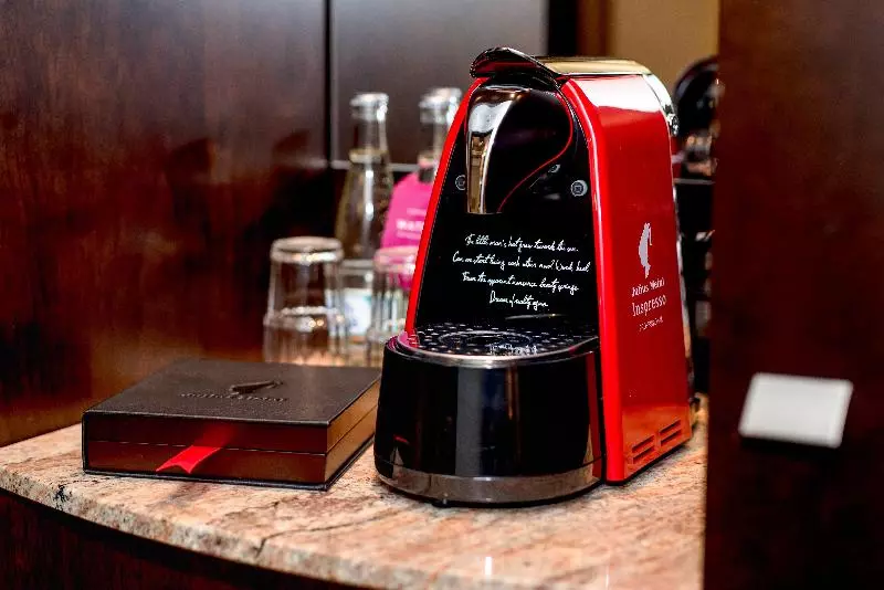 クラブルーム, Crowne Plaza Bratislava, An Ihg
