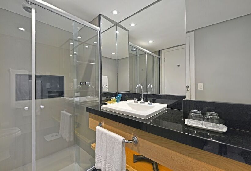 디럭스 룸, Deville Prime Salvador