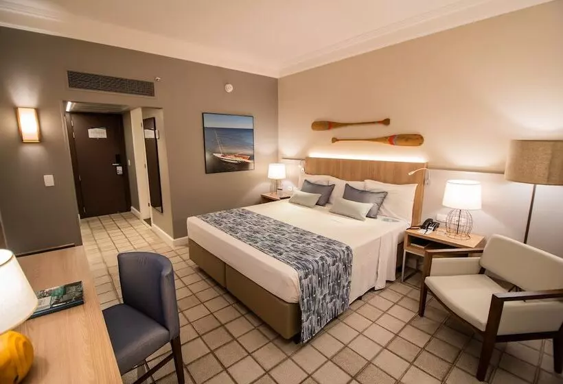 Quarto deluxe, Deville Prime Salvador
