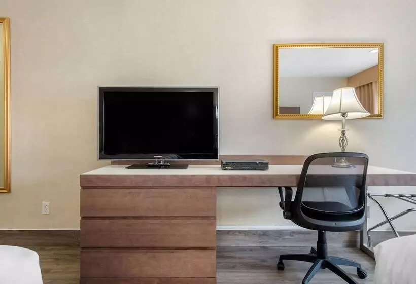 اتاق استاندارد با 2 تخت دوبل, Quality Inn & Suites Gatineau