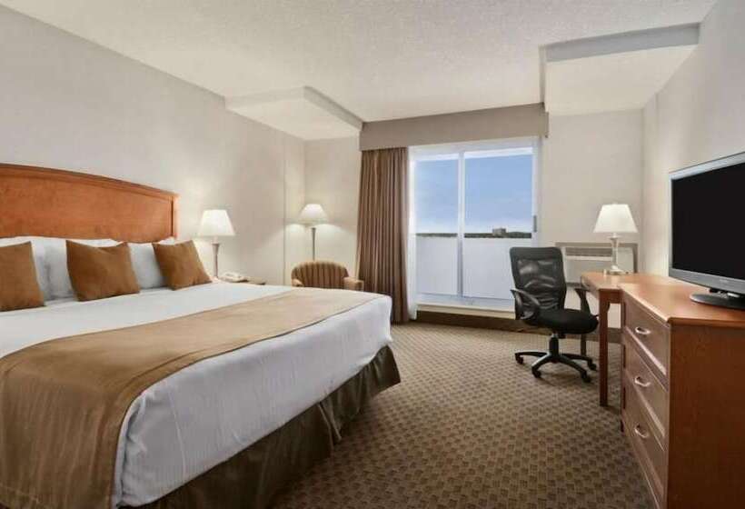 חדר דלוקס, Ramada By Wyndham Edmonton South