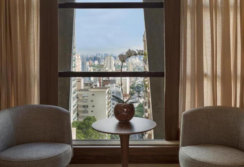اتاق لوکس با چشم‌انداز شهر, Tivoli Mofarrej Sao Paulo
