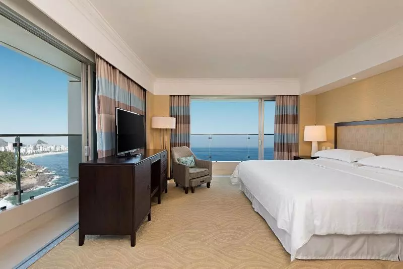 Sviitti Merinäkymä, Sheraton Grand Rio Hotel & Resort