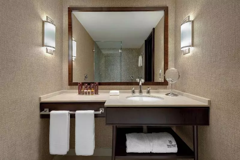 Club Room King Bed, Sheraton Grand Rio Hotel & Resort