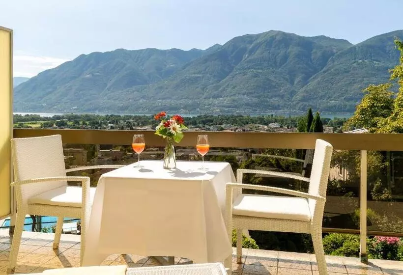 اتاق استاندارد با چشم‌انداز دریاچه, Ascona