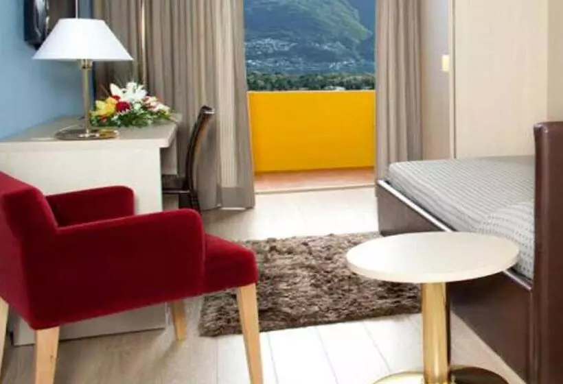 اتاق استاندارد یک نفره, Ascona