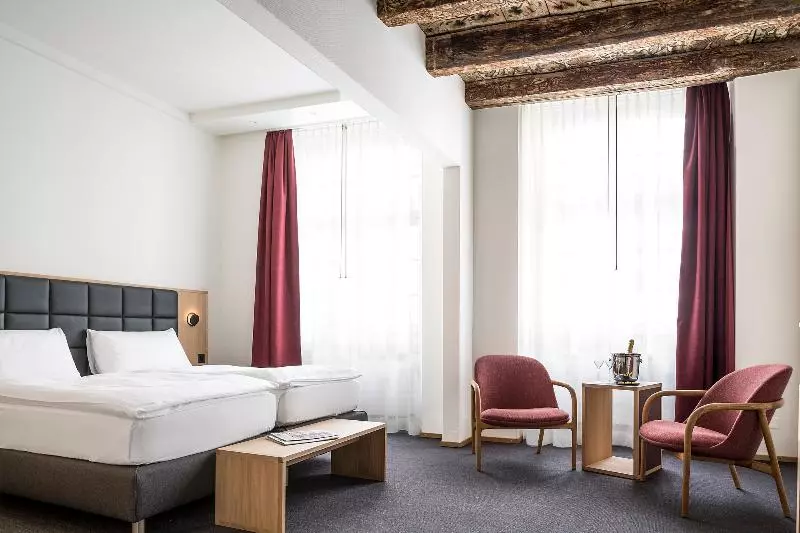 Habitació Premium, Basel  Urbane Tradition Und Moderne