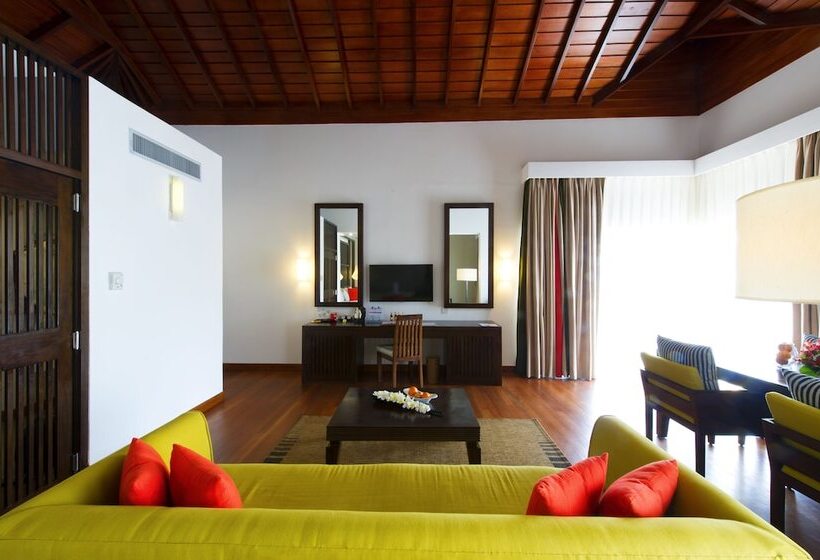 주니어 스위트, Club Hotel Dolphin