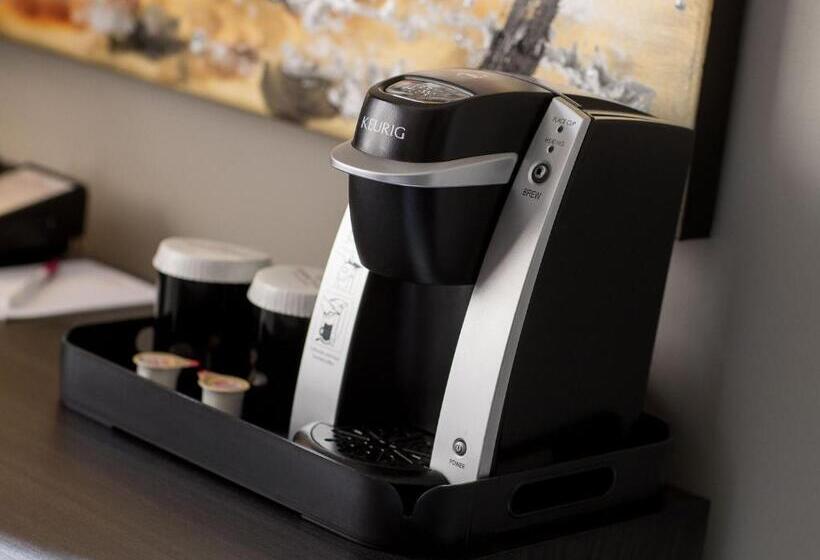 스탠다드 룸, Crowne Plaza Hotel Moncton Downtown, An Ihg