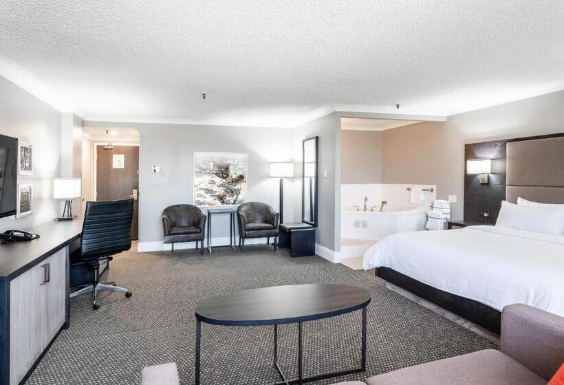 스위트 킹사이즈 침대, Crowne Plaza Hotel Moncton Downtown, An Ihg