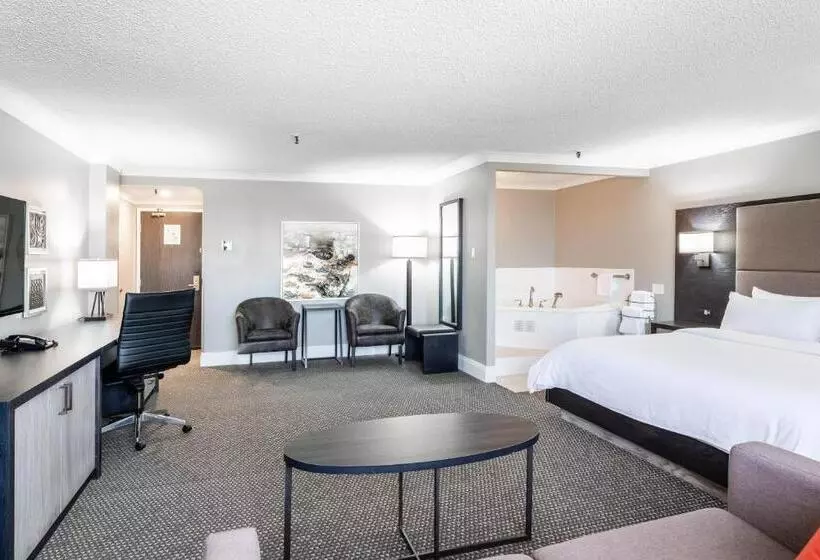 سوئیت با تخت بزرگ, Crowne Plaza Hotel Moncton Downtown, An Ihg