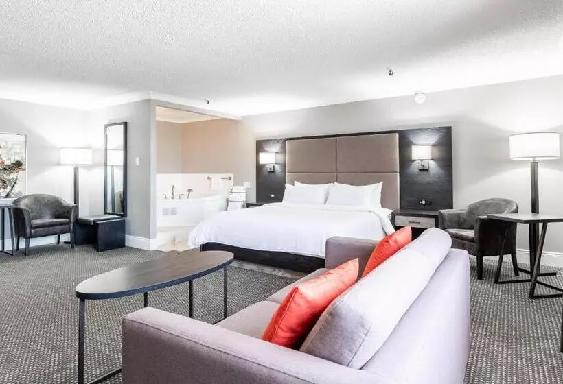 سوئیت با تخت بزرگ, Crowne Plaza Hotel Moncton Downtown, An Ihg