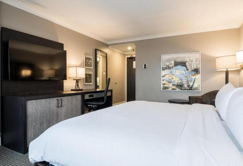 클럽 룸, Crowne Plaza Hotel Moncton Downtown, An Ihg