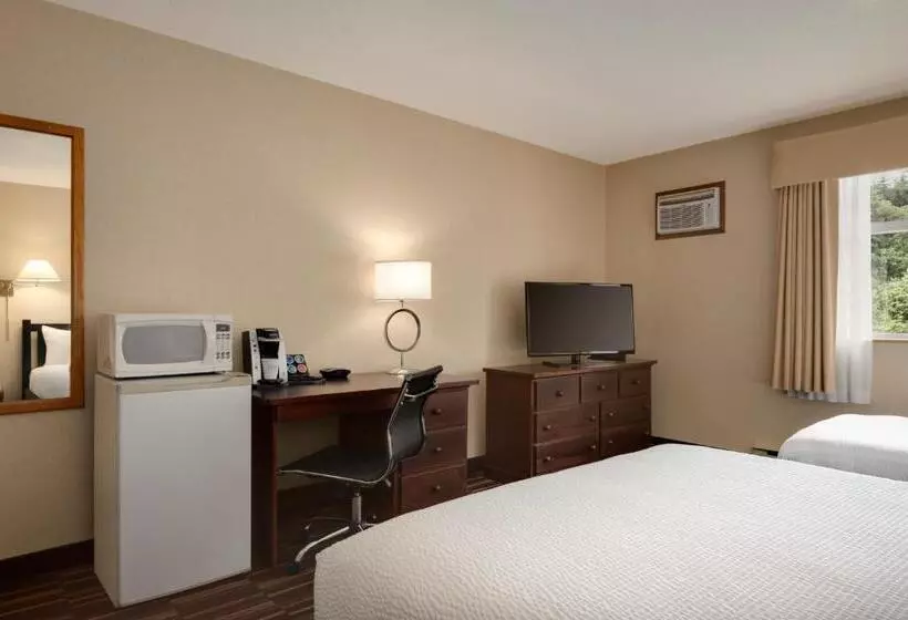 اتاق استاندارد یک تخته برای معلولان, Days Inn By Wyndham Nanaimo