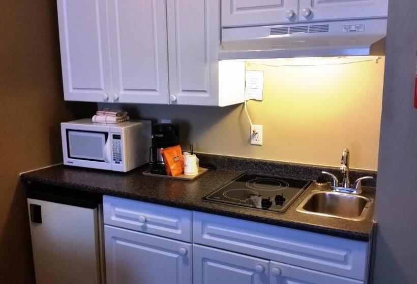 Номер Стандарт, Days Inn By Wyndham Nanaimo