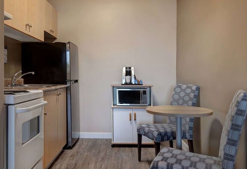 スイート, Days Inn By Wyndham Victoria Uptown