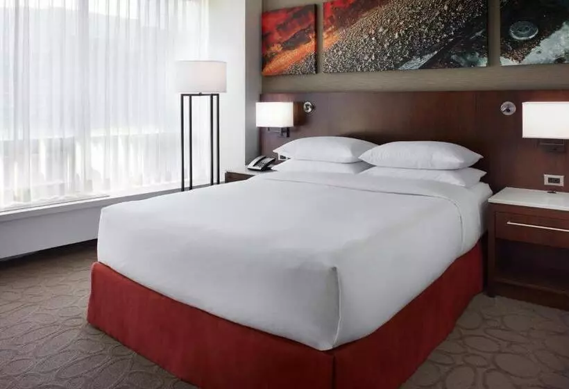 سوییت لوکس, Delta Hotels By Marriott Ottawa City Centre