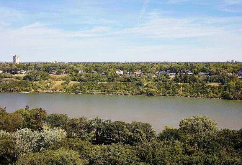 חדר סטנדרט עם מיטת קינג, Delta Hotels By Marriott Saskatoon Downtown