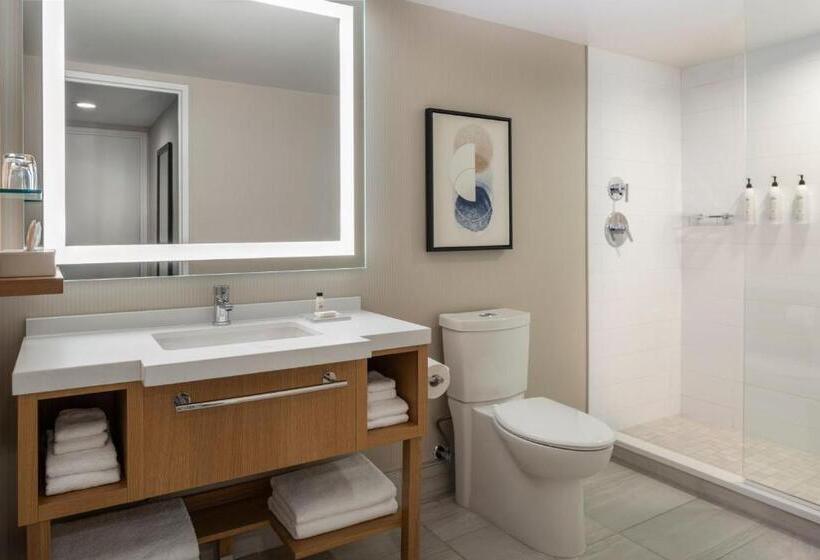 סוויטה דלוקס, Delta Hotels By Marriott Saskatoon Downtown