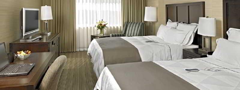 חדר סטנדרט עם מיטת קווין, Delta Hotels By Marriott Saskatoon Downtown