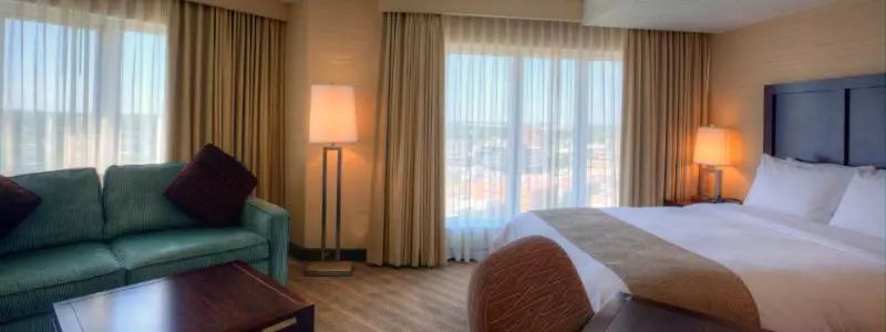 クイーンサイズベッドのスタンダードルーム, Delta Hotels By Marriott Saskatoon Downtown