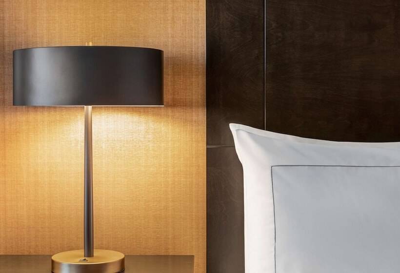 스탠다드 룸, Doubletree By Hilton Pointe Claire Montreal Airport West