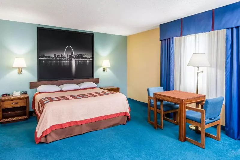 سوئیت با تخت بزرگ, Doubletree By Hilton Pointe Claire Montreal Airport West