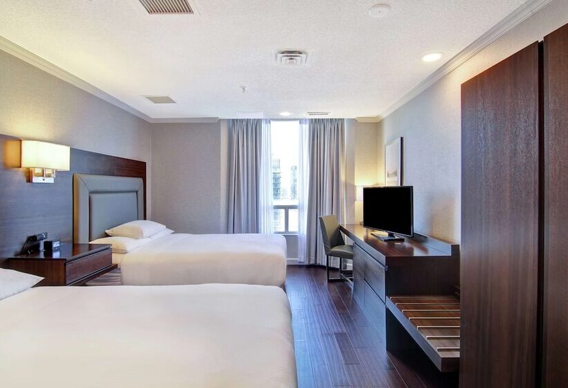 ２ダブルベッドのスタンダードルーム, Doubletree By Hilton Hotel Toronto Downtown