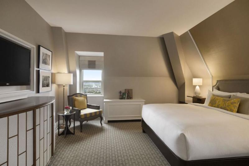 غرفة ديلوكس مطلة على المدينة, Fairmont Le Chateau Frontenac