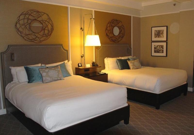 غرفة قياسية مطلّة علي النهر, Fairmont Le Chateau Frontenac