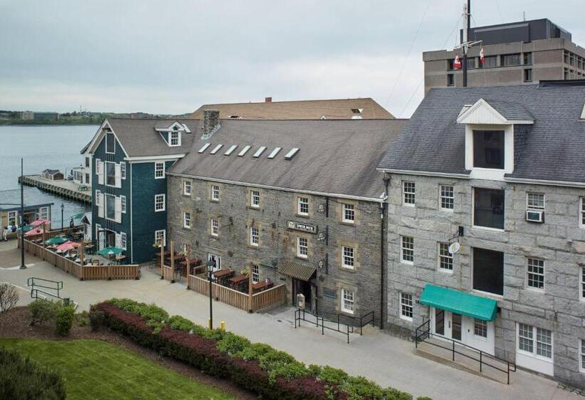 חדר סטנדרט עם מיטת קינג, Halifax Marriott Harbourfront