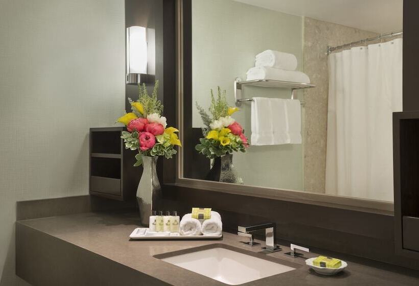 ダブルベッドのクラシックルーム, Intercontinental Toronto Centre, An Ihg