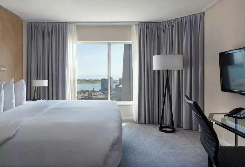 اتاق کلاسیک با تخت دوبل, Intercontinental Toronto Centre, An Ihg