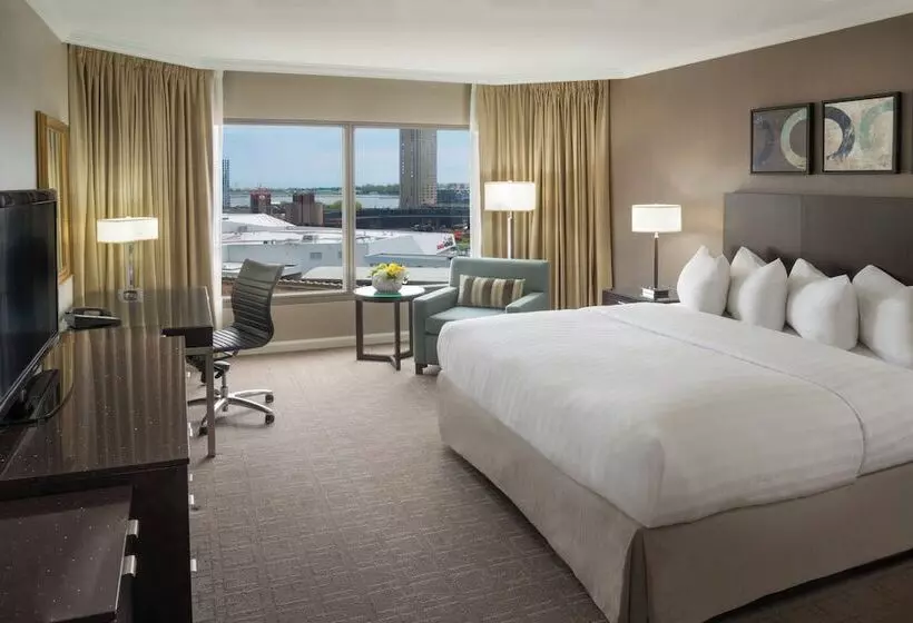 اتاق کلاسیک با تخت دوبل, Intercontinental Toronto Centre, An Ihg