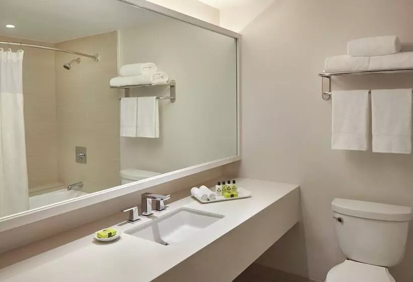 اتاق پرمیوم, Intercontinental Toronto Centre, An Ihg