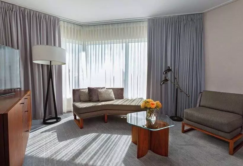 سوییت جونیور, Intercontinental Toronto Centre, An Ihg