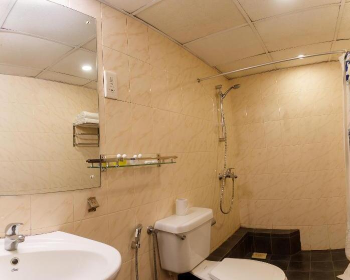 חדר דלוקס נוף בריכה, Janaki