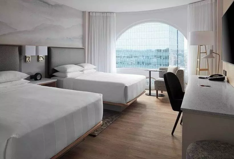 ２ダブルベッドのスタンダードルーム, Montreal Marriott Chateau Champlain