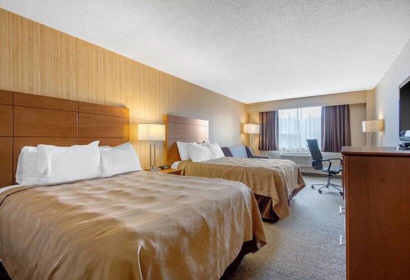 Quarto Estandar 2 Camas Casal, Quality Inn & Conference Centre Downtown