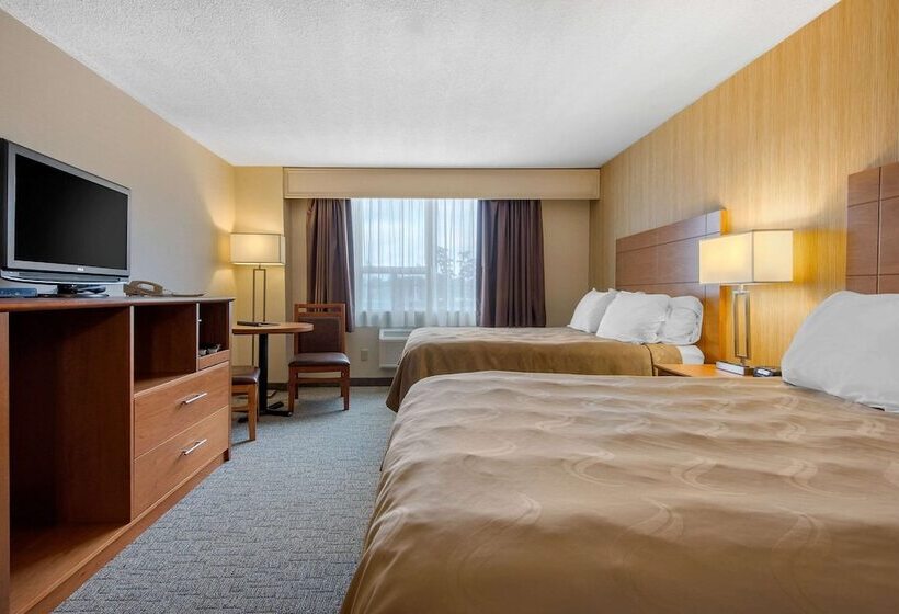 스탠다드 룸 더블 침대 2개, Quality Inn & Conference Centre Downtown