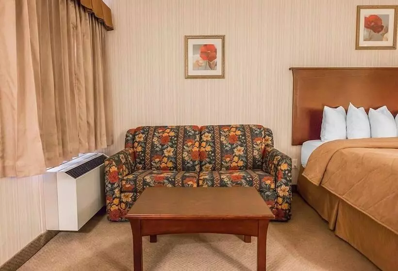 اتاق استاندارد, Quality Inn & Conference Centre
