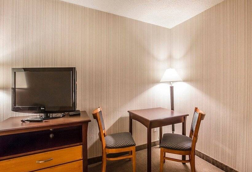 スタンダードルーム, Quality Inn & Conference Centre