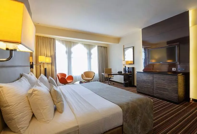 Quarto deluxe, Ramada Colombo