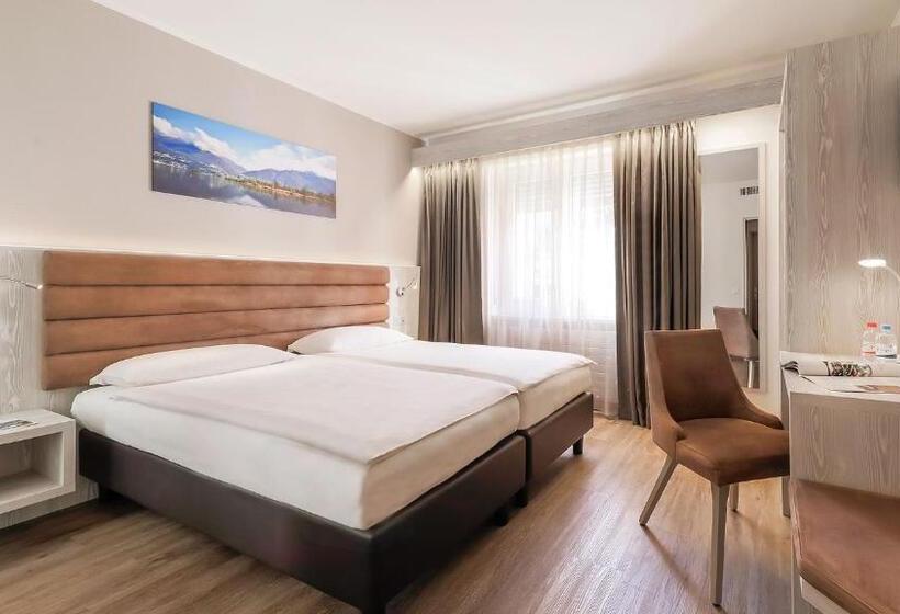 חדר סופריור, La Perla