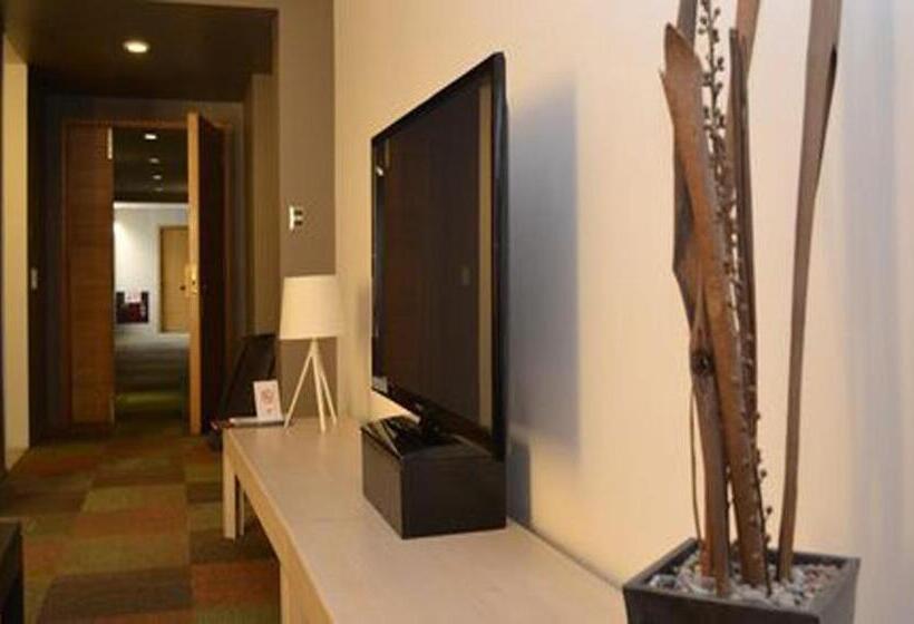 Junior Suite, Alborada