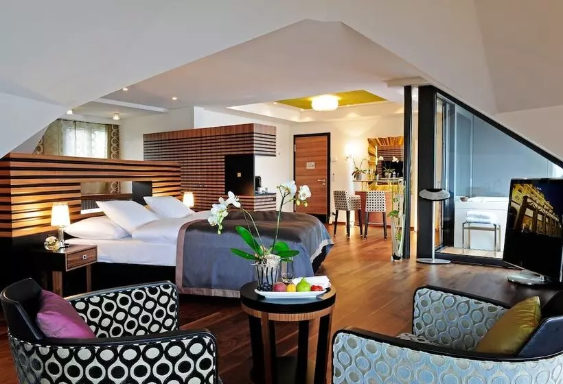 ペントハウススイート, Art Deco Hotel Montana Luzern