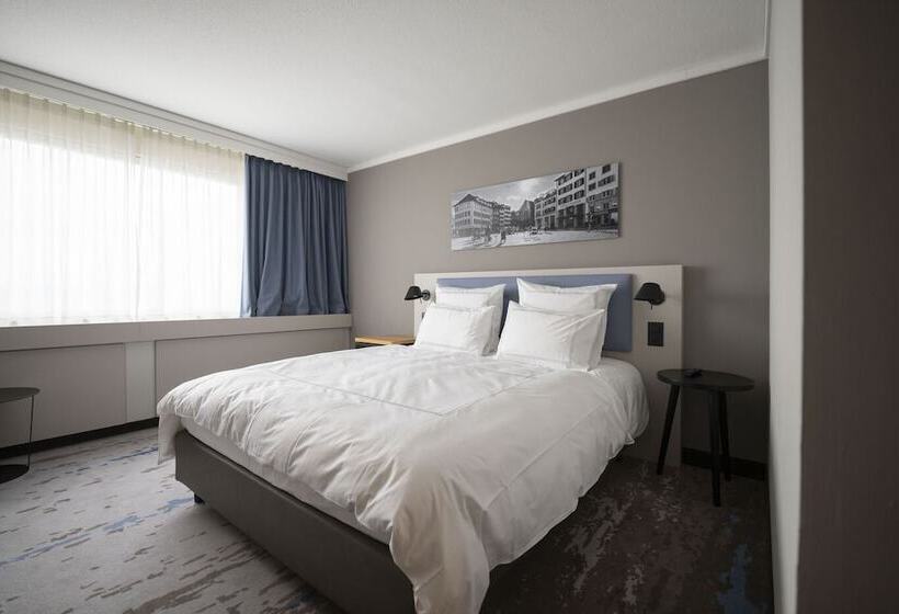 Chambre Classique, Becozy Self Check In And Pop Up